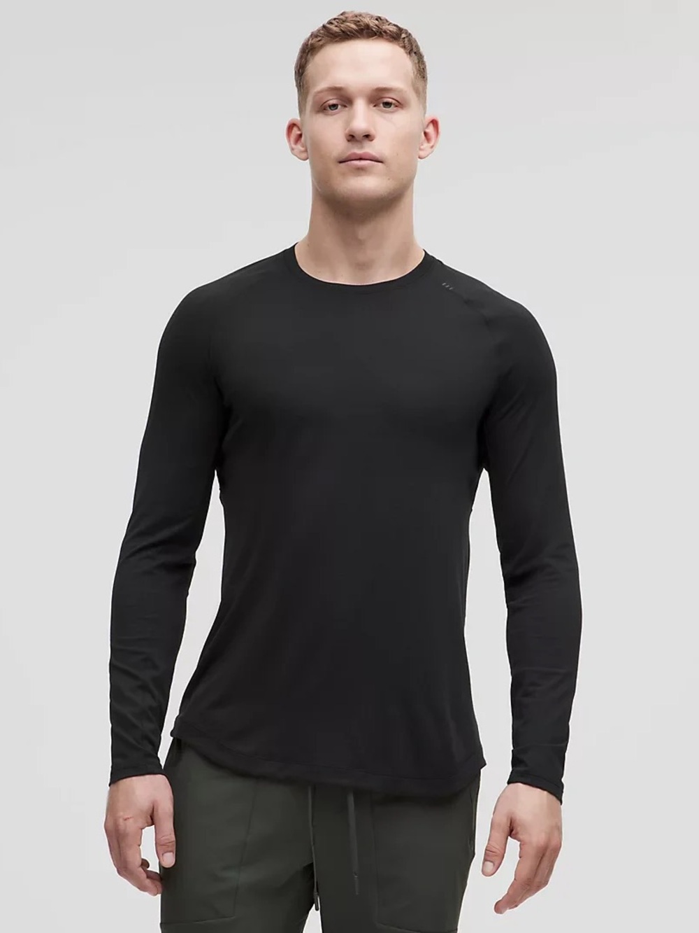 lululemon athletica Men's Black Long-Sleeve Crew